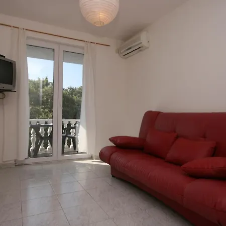 Apartments With Parking Space Mandre, Pag - 6405 Kolan