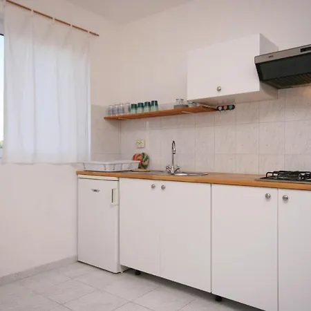 With A Parking Space Mandre, Pag - 6405 Апартаменты *