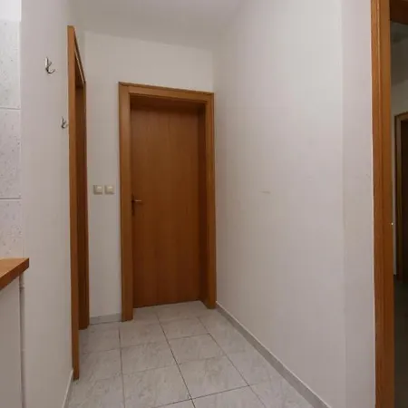 Apartman Apartments With Parking Space Mandre, Pag - 6405 *