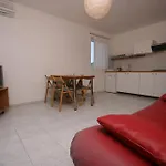 Apartments With Parking Space Mandre, Pag - 6405 Kolan