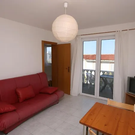 Apartment Apartments With Parking Space Mandre, Pag - 6405 *