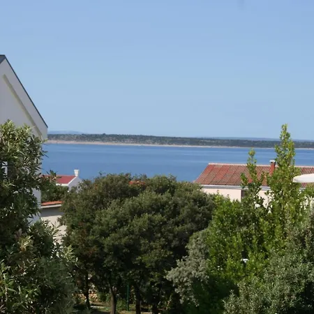 With Parking Space Mandre, Pag - 6405 * Kolan