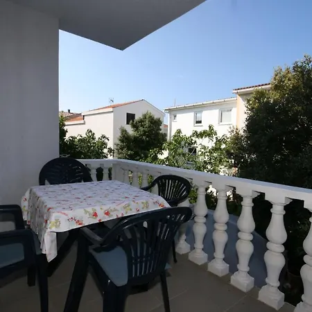 With A Parking Space Mandre, Pag - 6405 Apartman *