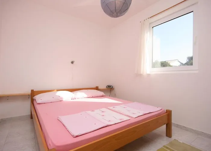 With Parking Space Mandre, Pag - 6405 Apartmán