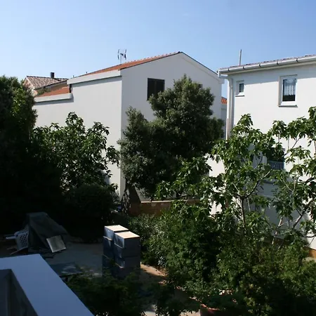 With Parking Space Mandre, Pag - 6405 Appartement *